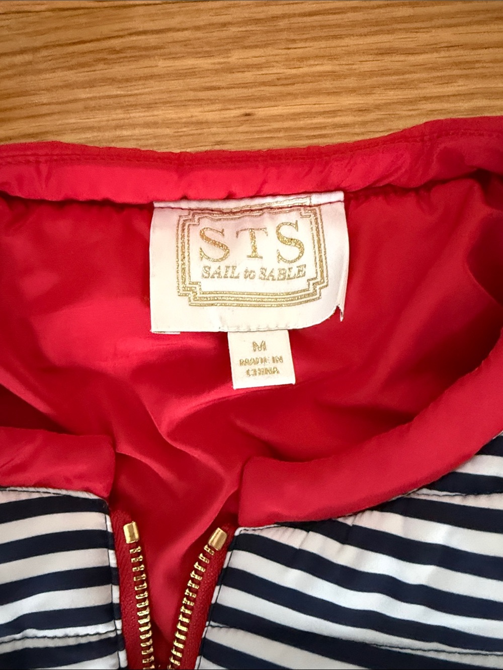 Sail to Sable STS Striped Quilted Jacket with Red Trim white navy medium coat - Picture 2 of 6